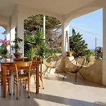 Prázdninový dům Elena - Seafront & Comfort By Salento Prime Torre Vado