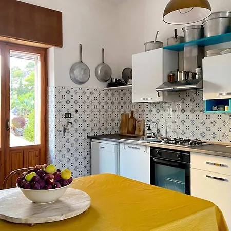 Dom wakacyjny Elena - Seafront & Comfort By Salento Prime *