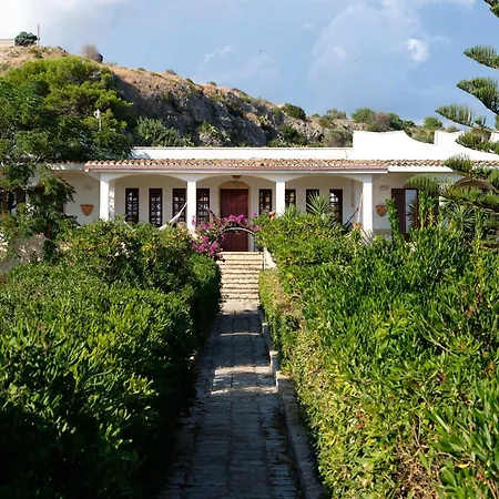Dom wakacyjny Elena - Seafront & Comfort By Salento Prime